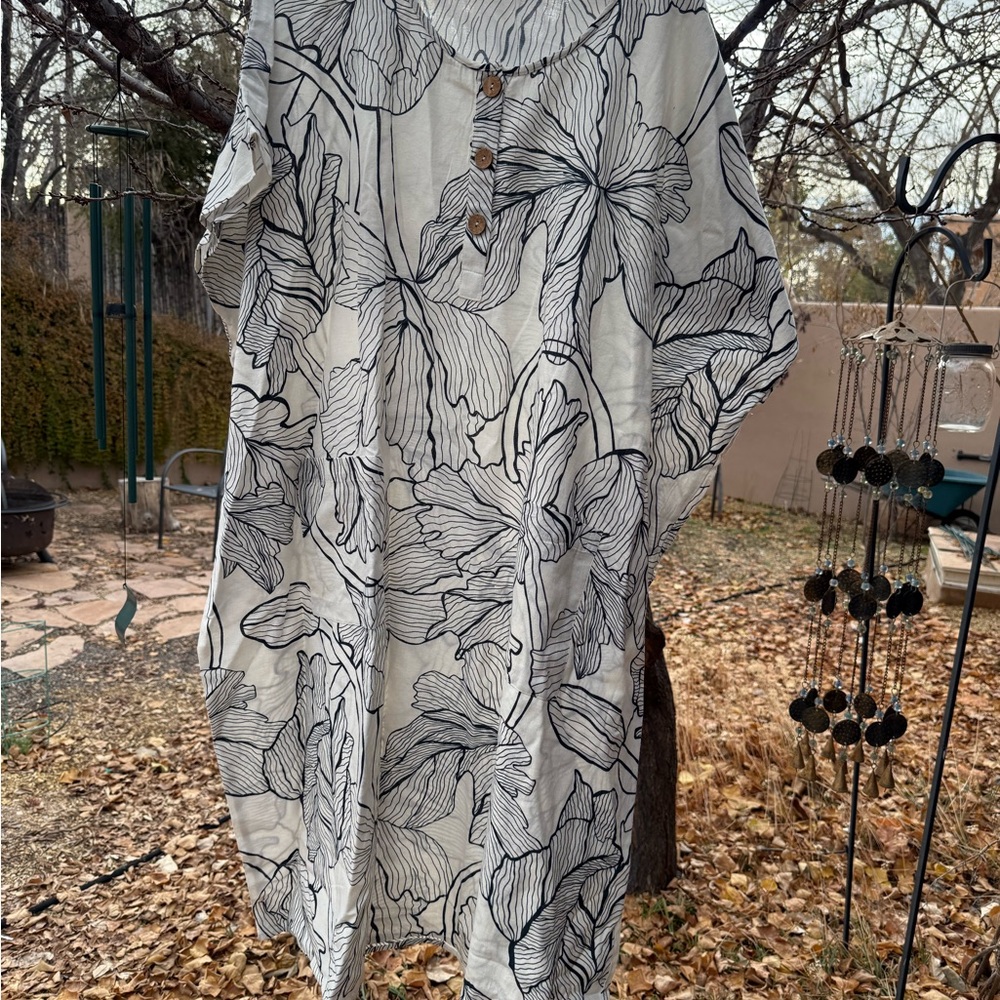 Cost Plus World Market Black and White Leaf Dress - Picture 2 of 8